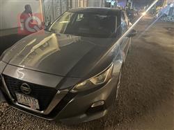 نيسان ألتيما